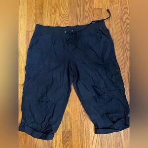 Tommy Hilfiger Black Capris Cargo Pants